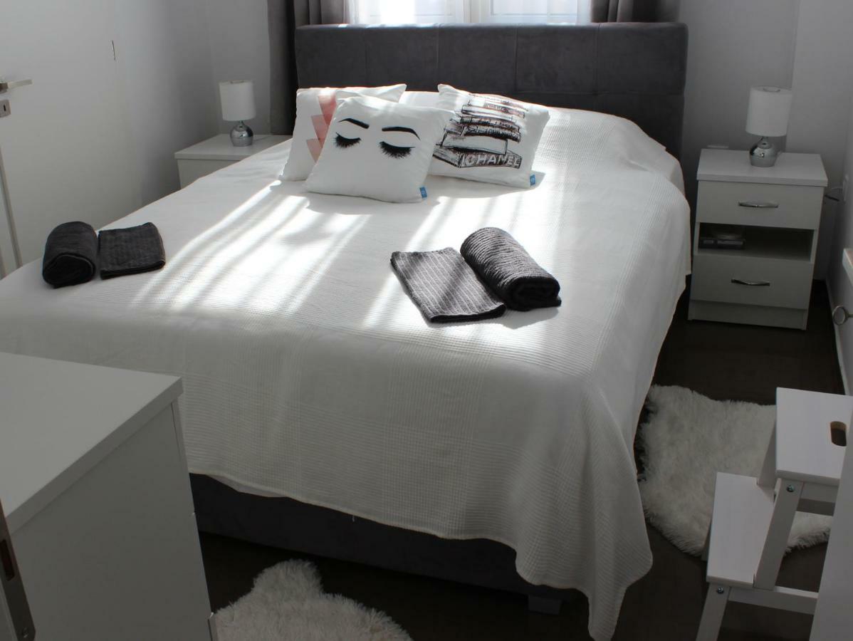 Adrianou 150 Apartment Athens Exterior photo